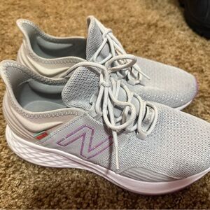 New Balance Women's Light Gray Sneakers with Purple Accents